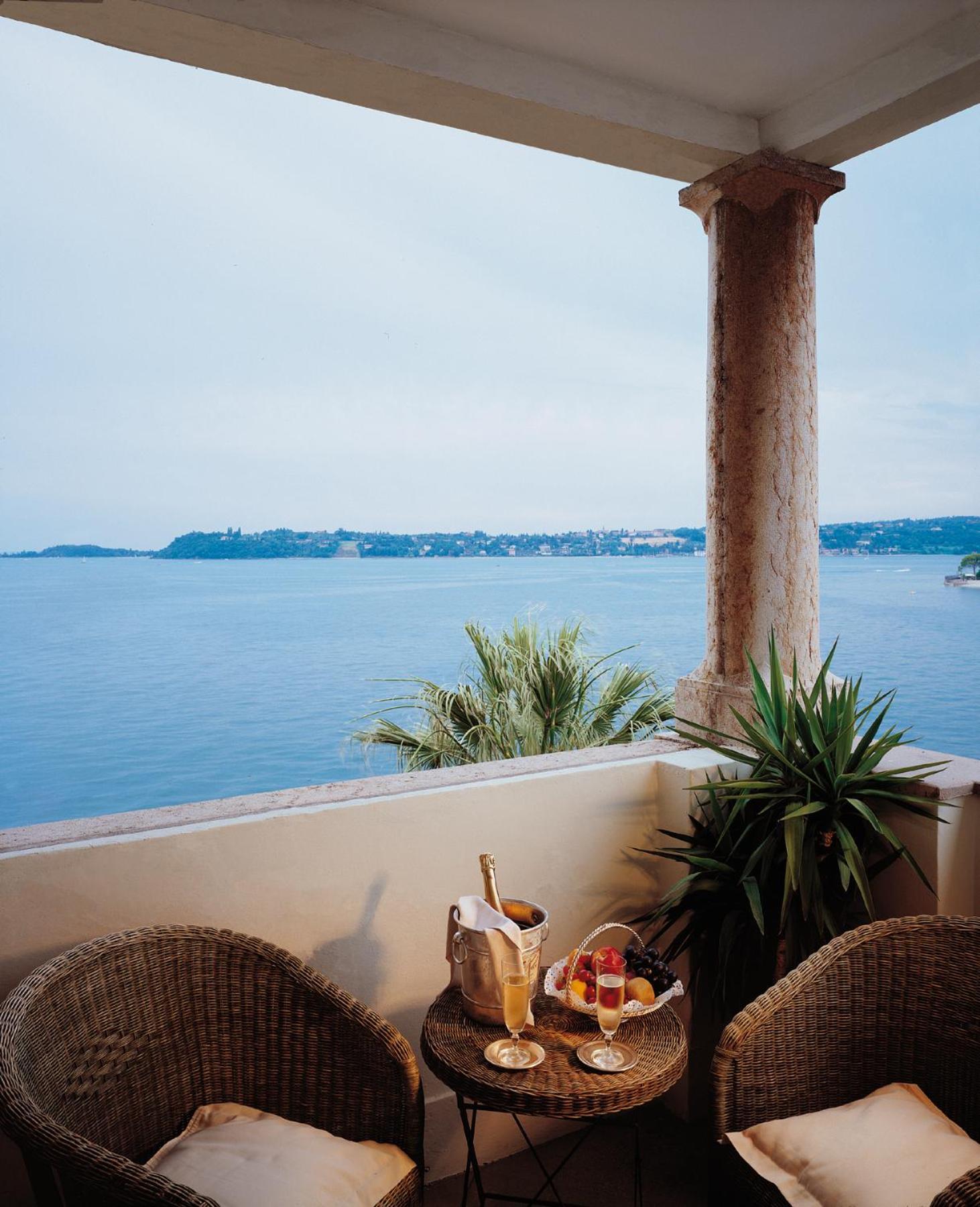 Grand Hotel Gardone Гардоне Ривера Екстериор снимка